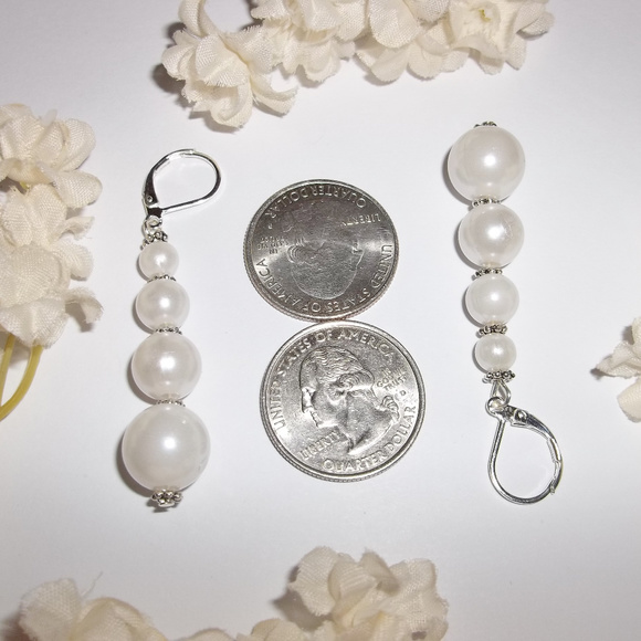 Long White Pearl Earrings Set Jewelry Beaded Fashion Accessory Dangle NWT 2859 - Picture 4 of 10